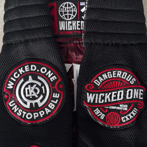 Short de Muay Thai Wicked One | Rouge | Caïman
