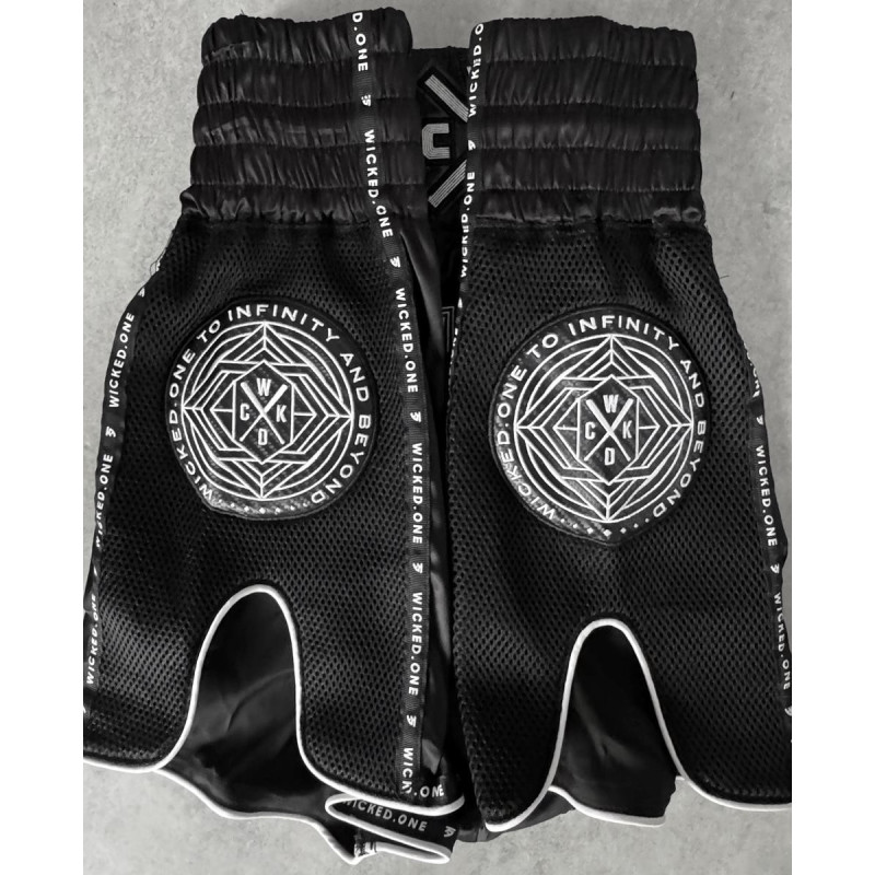 Short de Muay Thai Wicked One | Noir | Cross-Line