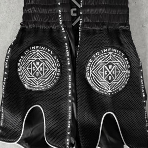 Short de Muay Thai Wicked One | Noir | Cross-Line