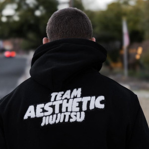 Hoodie Aesthetic - Noir - Varsity Fleece