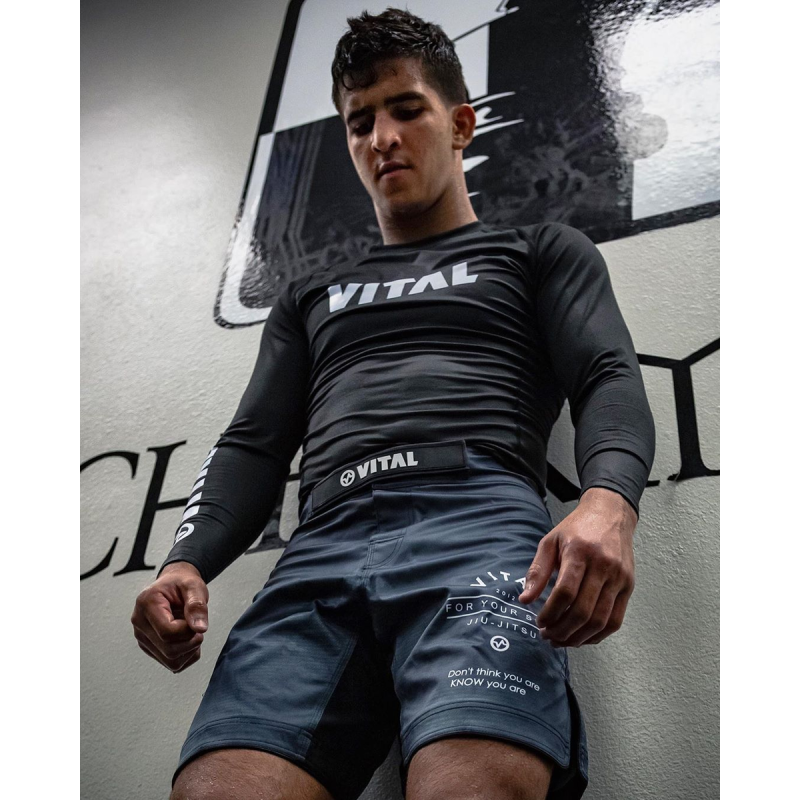 Rashguard Noir Deluxe - Rashguard Vital