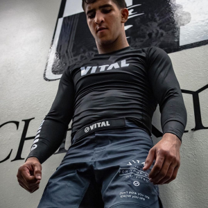 Rashguard Noir Deluxe - Rashguard Vital