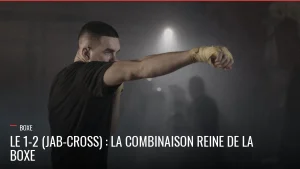 Boxeur enchaînant jab-cross