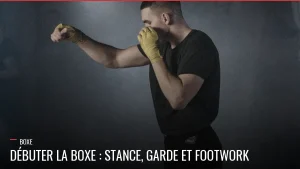 Boxeuse en garde à l'entraînement — débuter la boxe, stance et footwork